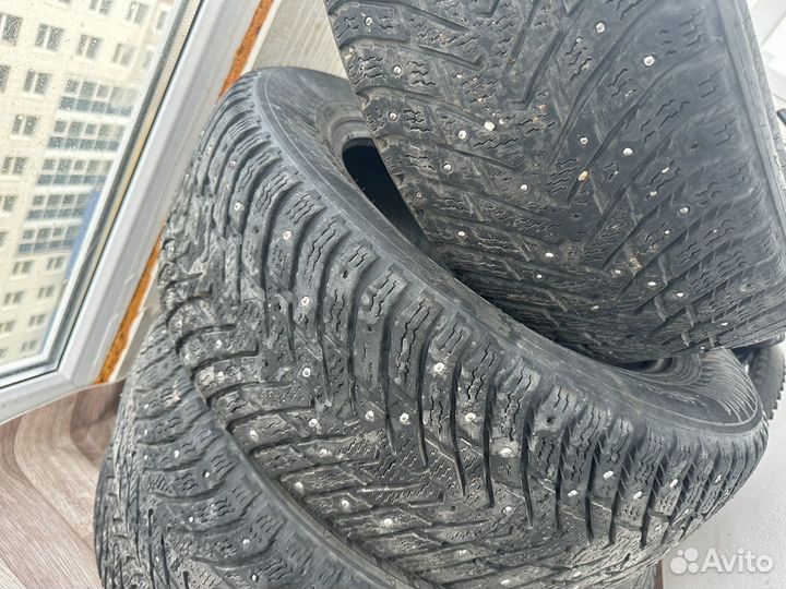 Nokian Tyres Hakkapeliitta 8 215/60 R16 99T