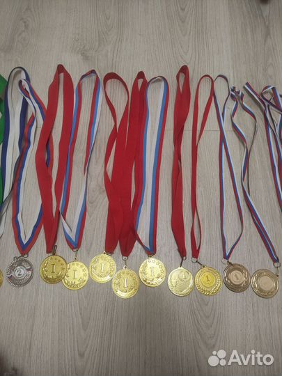 Медали спортивные
