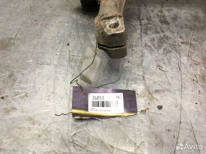 Кулак поворотный передний левый Audi A4 B7