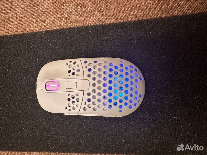 Игровая клавиатура и мышь