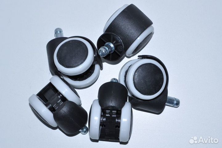 Запчасти,комплектующие для кресла:пятилучие,колеса