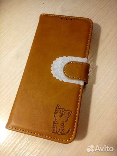 Чехол-книжка Sony Xperia XZ3