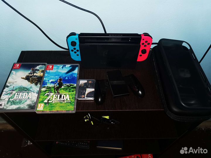 Игровая приставка Nintendo switch