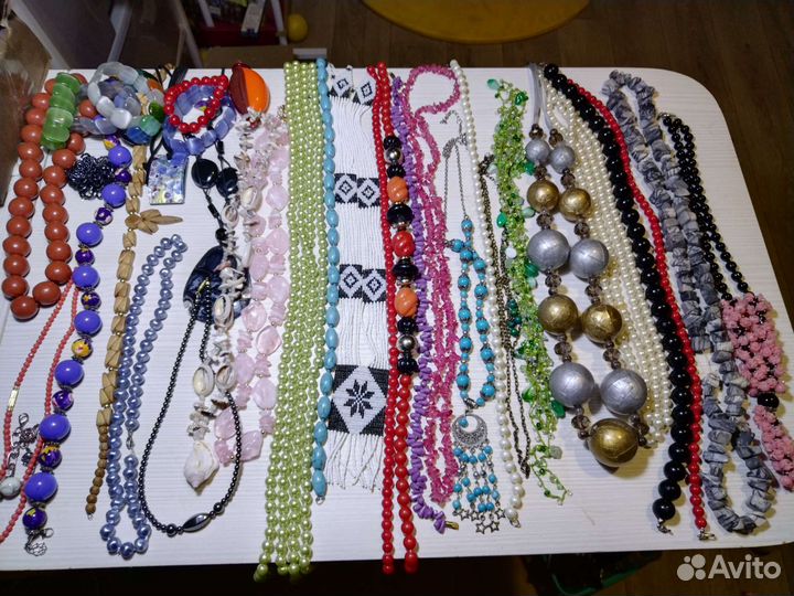 Бусы, колье, браслеты, подвески, кольца