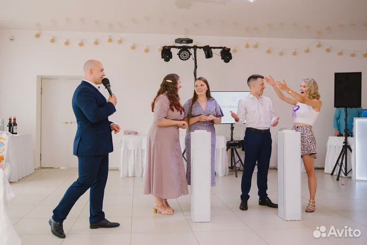 Ведущий на мероприятии