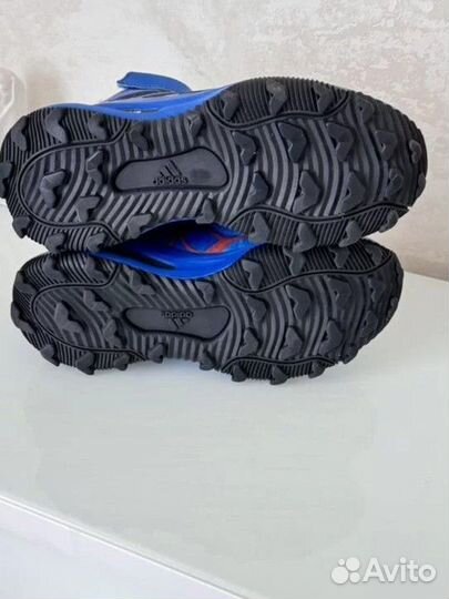 Ботинки adidas 36