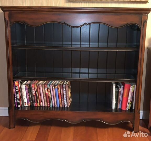 Стеллаж для книг