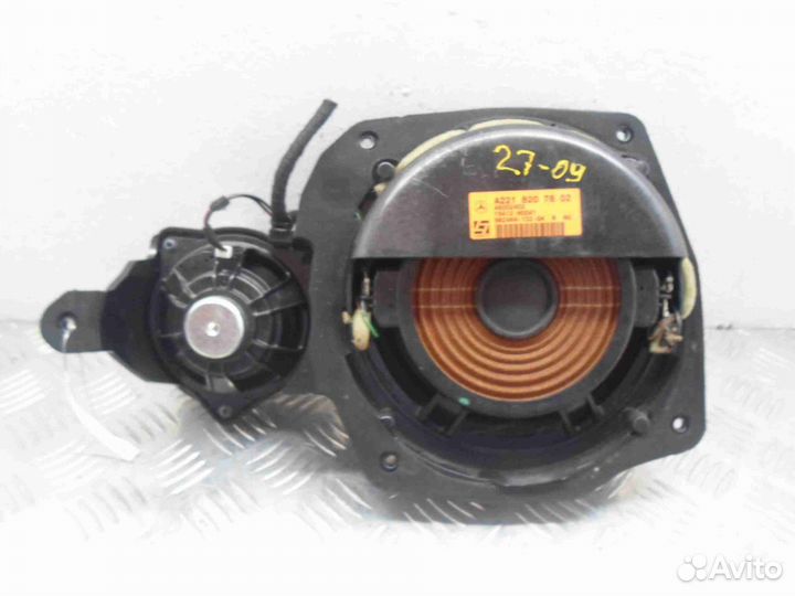 Динамик Mercedes S-klasse W221 2218207802