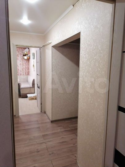 2-к. квартира, 57,1 м², 1/10 эт.