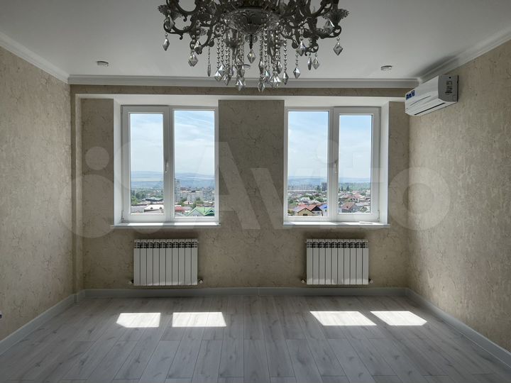 2-к. квартира, 80 м², 9/10 эт.