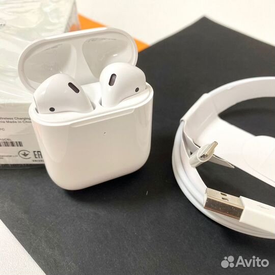 Наушники AirPods, AirPods Pro