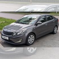 Kia Rio 1.4 AT, 2013, 115 000 км, с пробегом, цена 960 000 руб.