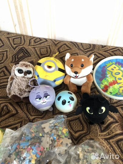 1,5 пакета игрушек и настольных игр детских