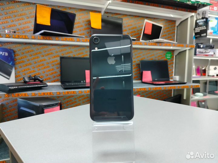 iPhone Xr, 64 ГБ
