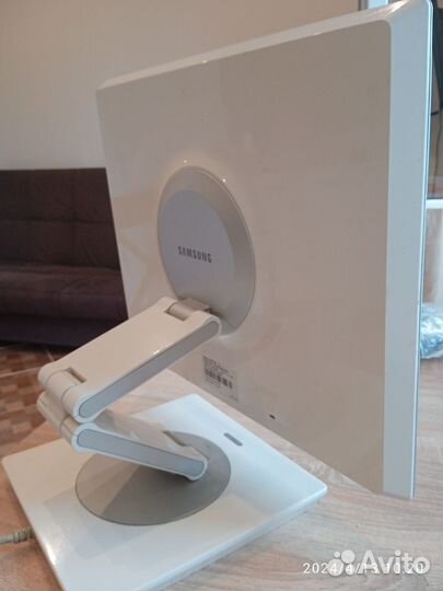 Монитор для компьютера