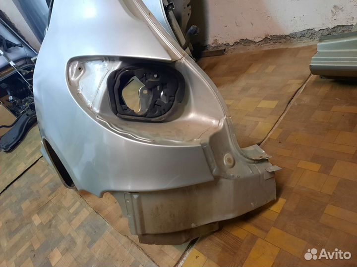 Крыло заднее левое Peugeot 206