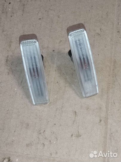Повторитель поворота белый bmw e39