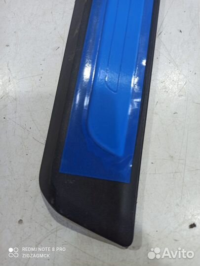 Накладка порога (задняя левая) (Audi Q8)