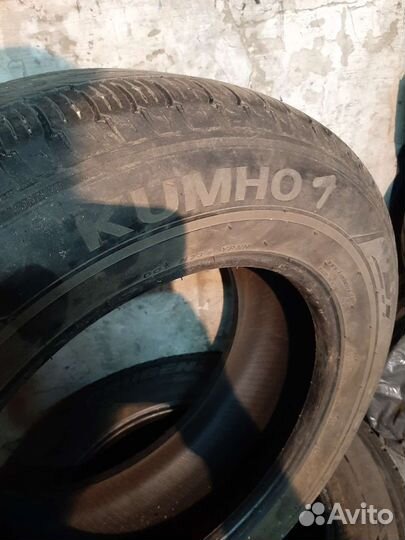 Kumho Crugen Premium KL33 26.5/6 R18 109L