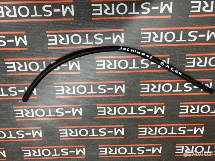 Патрубок расширительного бачка Mercedes-Benz