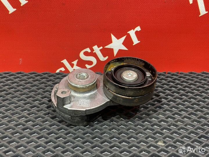 Ролик-натяжитель приводного ремня 2019г Daf XF105