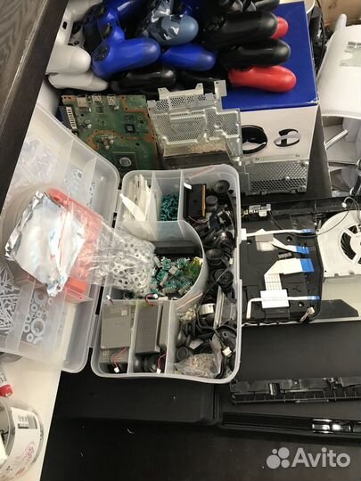 Ремонт игровых приставок и геймпадов ps4