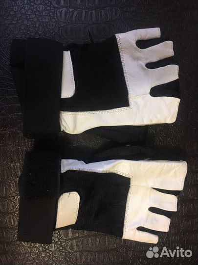 Перчатки для тренировок