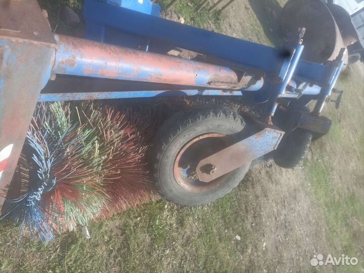 Щетки дорожные