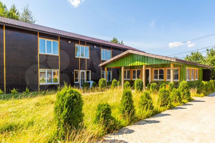 Дом 340 м² на участке 16,8 сот.