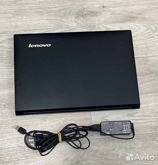 Очень крутой Ноутбук Lenovo B50-30