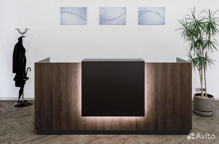 Приемная стойка ресепшн