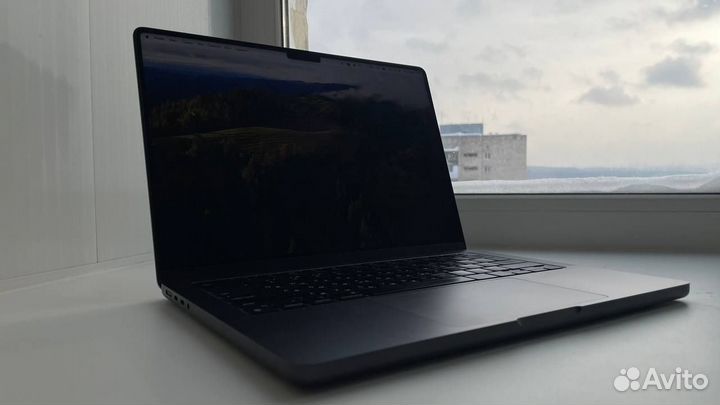 Macbook pro 16 m3 18 512