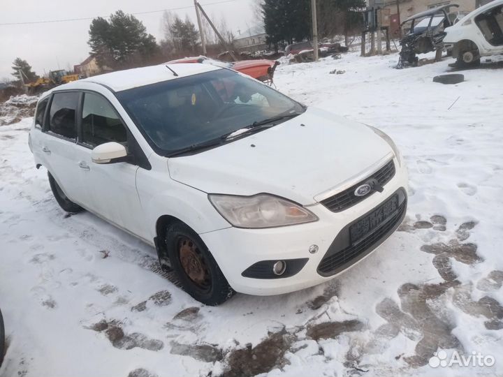 Козырек солнцезащитный правый Ford Focus 2