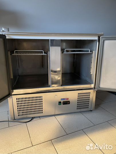 Салат бар cooleq