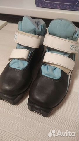 Лыжные ботинки