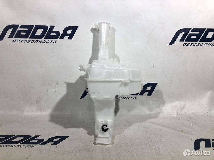 Бачок омывателя Hyundai Solaris(17)