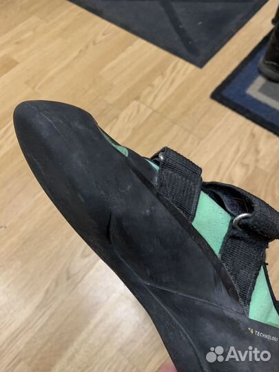 Скальные туфли Tenaya