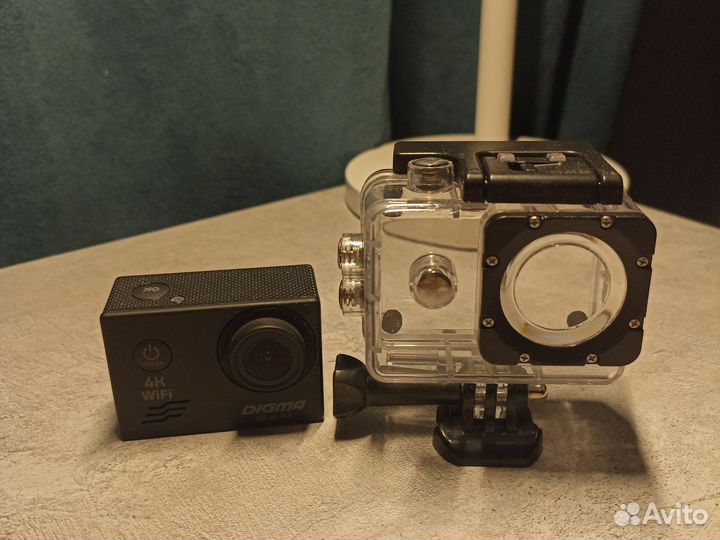 Экшен камера и водонепроницаемый чехол digma