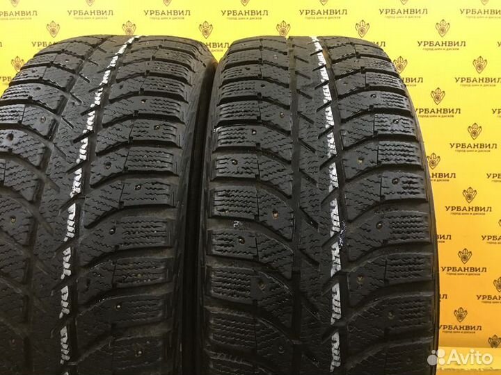 Bridgestone Ice Cruiser 5000 215/60 R16 95T