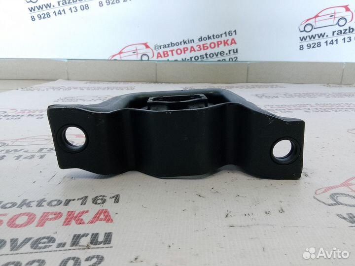 Опора двигателя правая Renault Logan