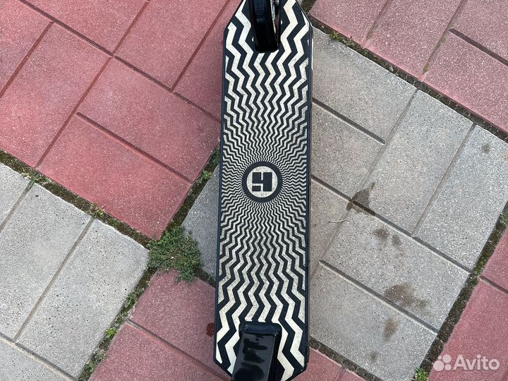 Трюковой самокат hipe h4