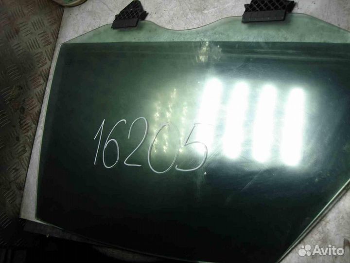 Стекло заднее Audi A8 4E 2003-2010