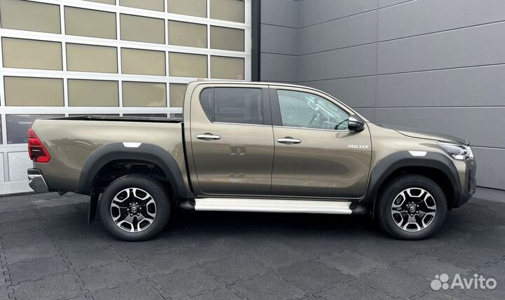 Toyota Hilux 2.8 AT, 2023, 39 900 км