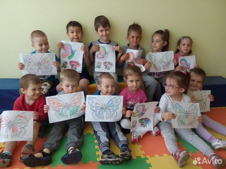 Помощник воспитателя в детский сад