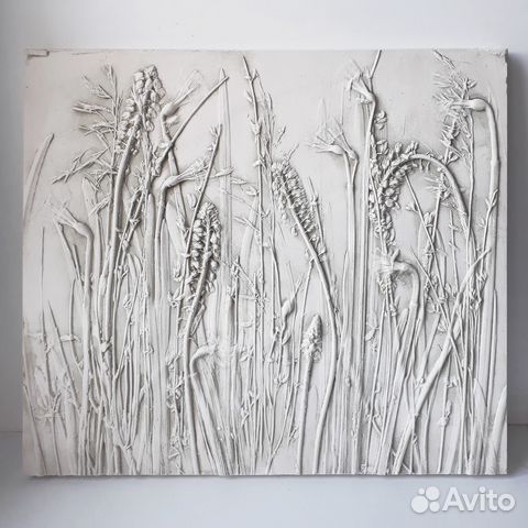 Ботанический барельеф 