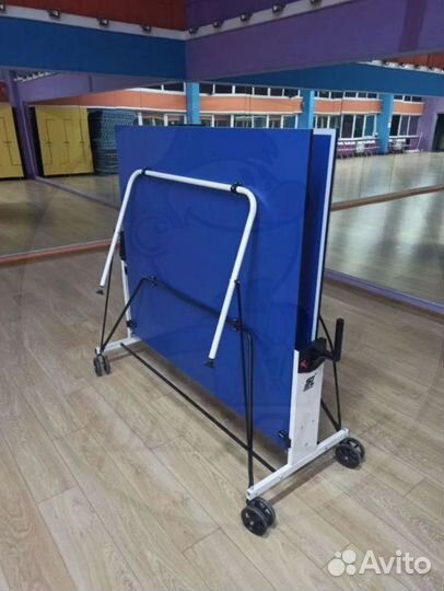 Теннисный стол