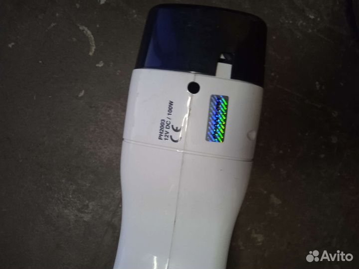 Автомобильный пылесос