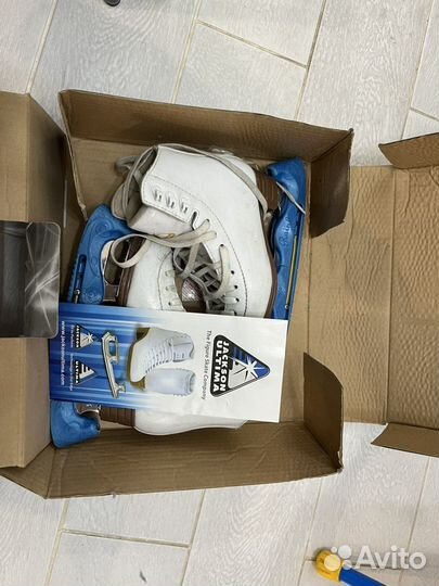 Фигурные коньки jackson