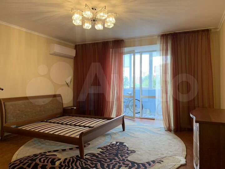 2-к. квартира, 79,3 м², 6/10 эт.