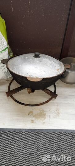 Казан чугунный 12 литров бу